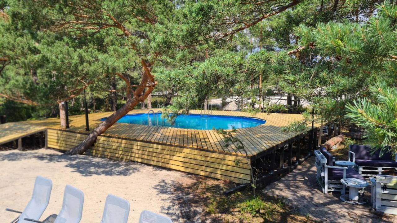 Sub Hel. Budzetowe Pokoje W Domu Z Basenem. Wokol Domu Tylko Natura. Balkon Zbyteczny. Bagian luar foto