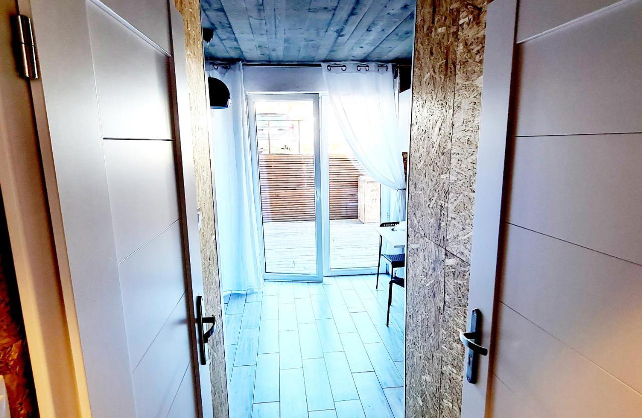Sub Hel. Budzetowe Pokoje W Domu Z Basenem. Wokol Domu Tylko Natura. Balkon Zbyteczny. Bagian luar foto