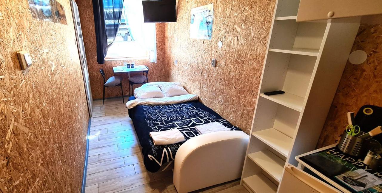 Sub Hel. Budzetowe Pokoje W Domu Z Basenem. Wokol Domu Tylko Natura. Balkon Zbyteczny. Bagian luar foto